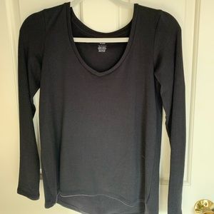 long sleeve v-neck